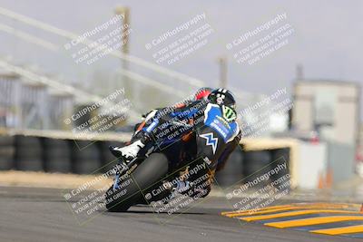 media/Oct-08-2022-SoCal Trackdays (Sat) [[1fc3beec89]]/Turn 16 (125pm)/